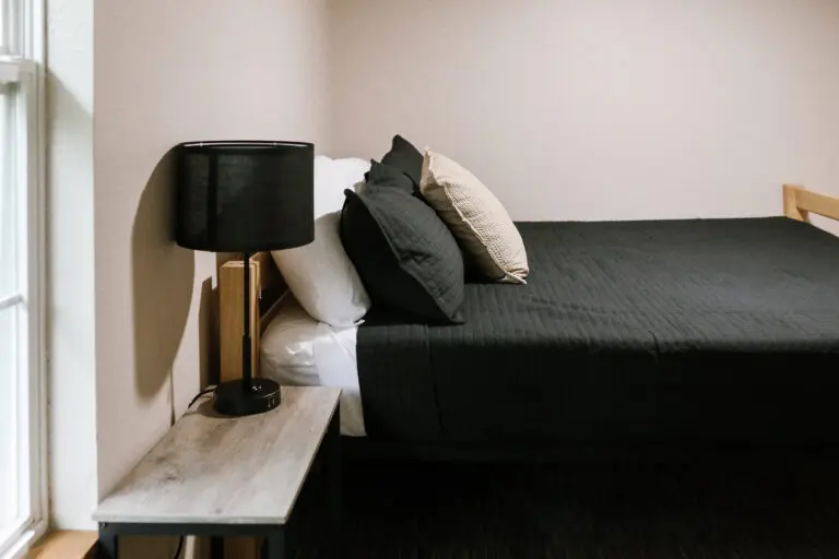 Cottage 5 bedroom with queen bed