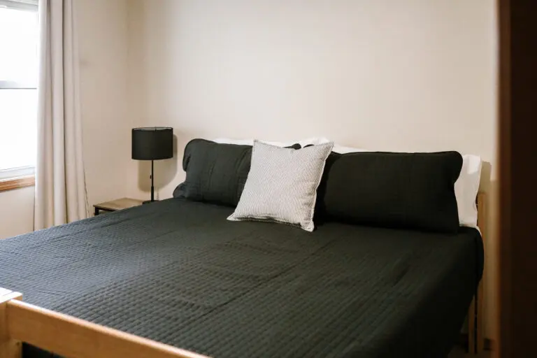 Bedroom 2 with King bed