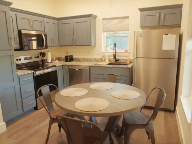 A50E2D75-52CF-4C46-870A-3628E24C46F7